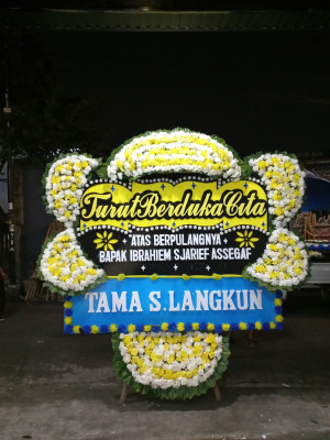 Papan Bunga Duka di Camplong