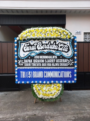 Papan Bunga Duka di Camplong